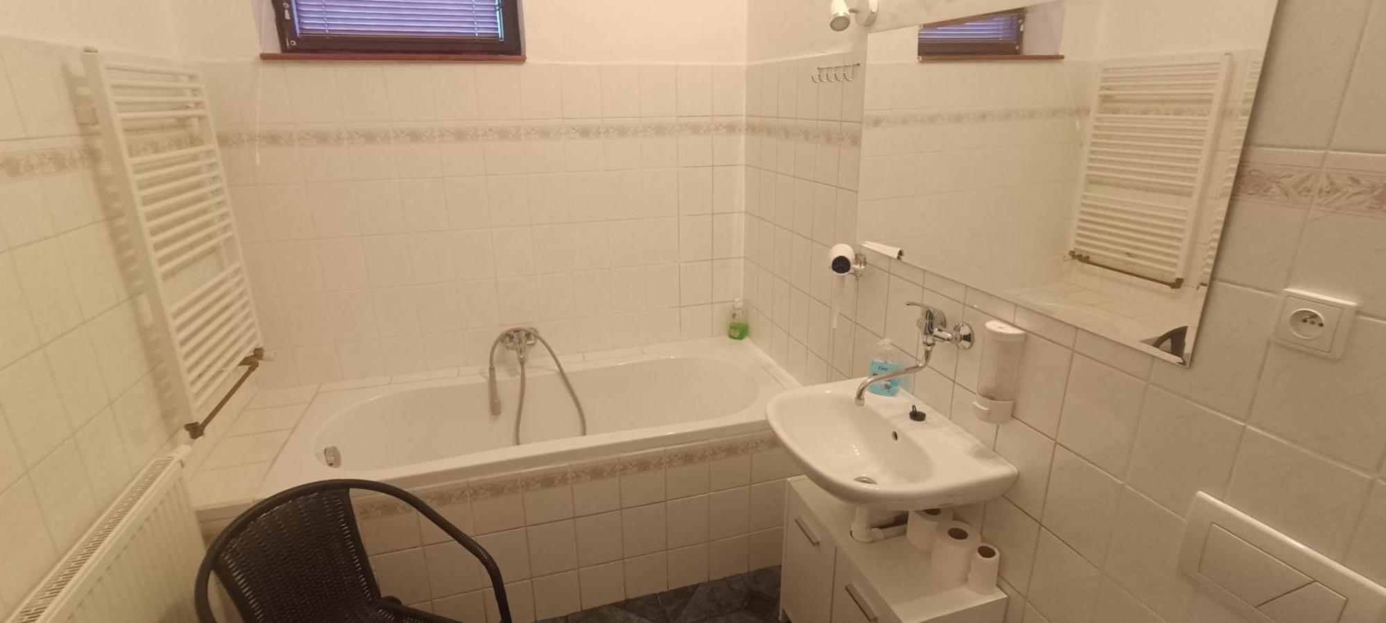 Apartman Horni Slavkov Hodinarstvi ภายนอก รูปภาพ